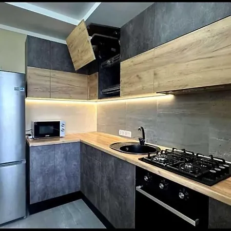 Gumlet Apartment *